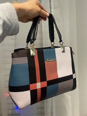 GIVEY 🎁 Patterned Multicolor Women’s Satchel Like New without tags